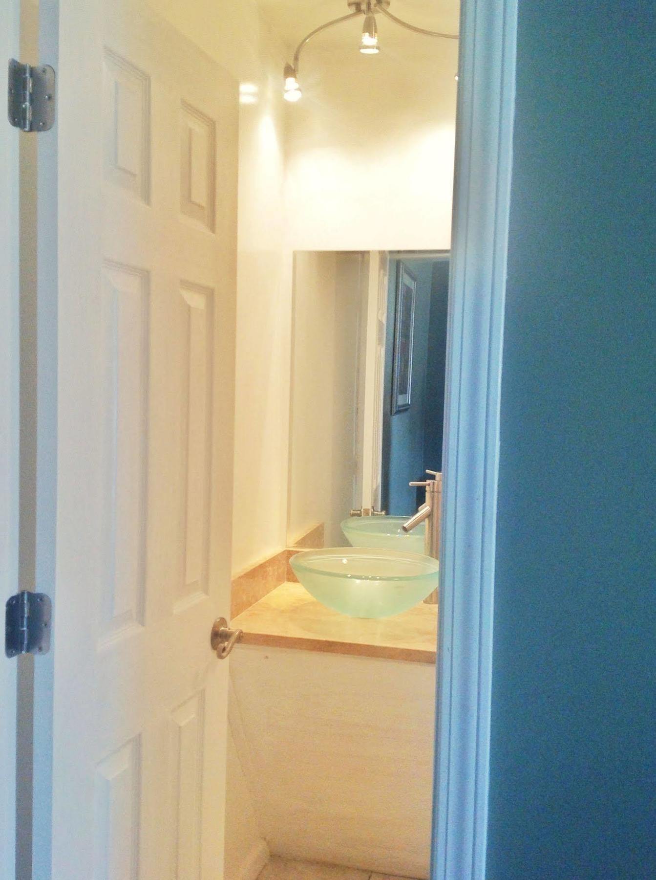 And Suites Motel