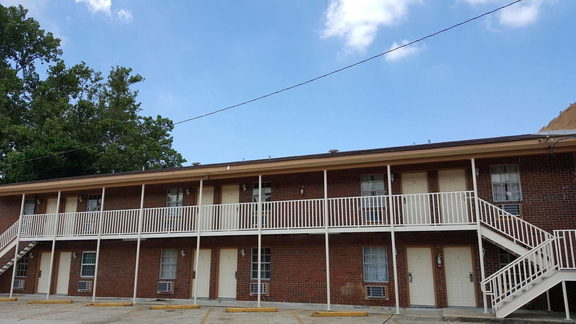 And Suites Motel Jefferson